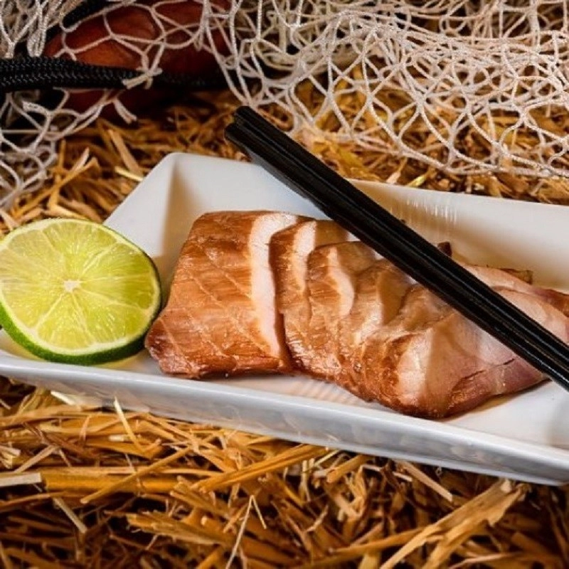 Polędwica wędzona z jesiotra