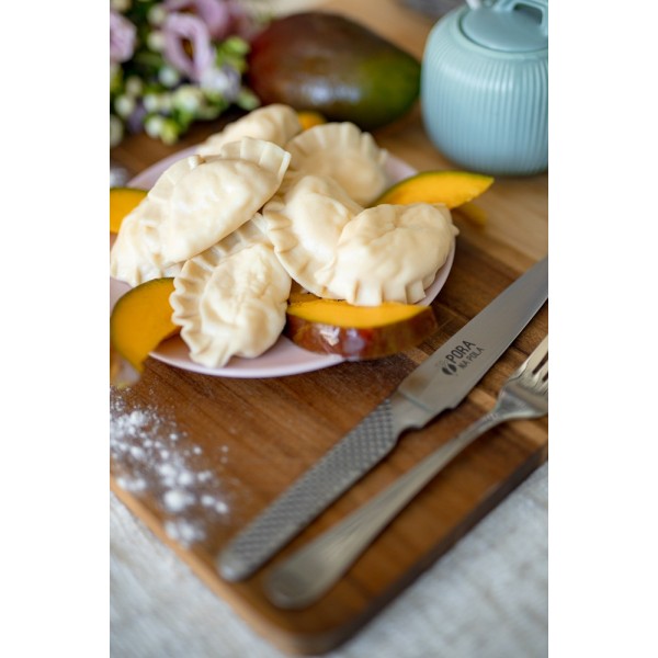 Pierogi z serem i mango