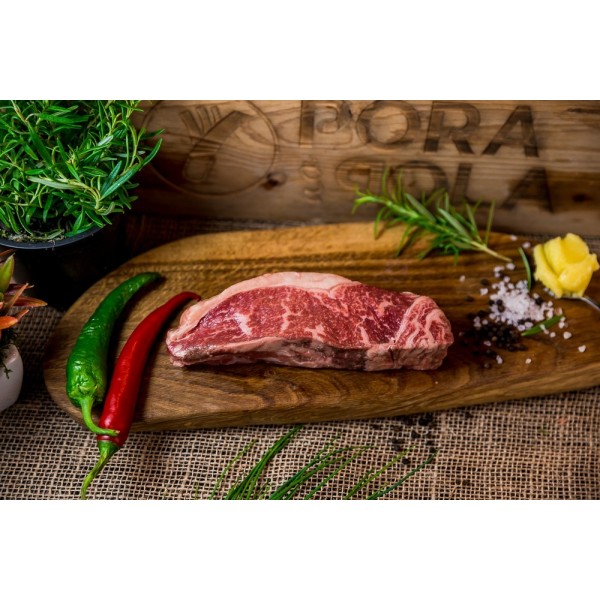 Stek rostbef New York Steak sezonowany na mokro